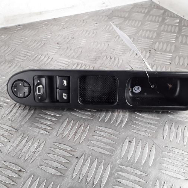 Interrupteur de leve vitre avant gauche CITROEN C3 PICASSO