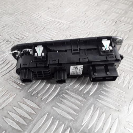 Interrupteur de leve vitre avant gauche PEUGEOT 308 2