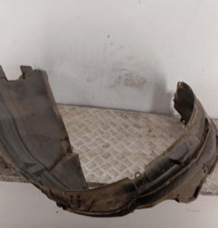 Pare boue avant droit TOYOTA VERSO