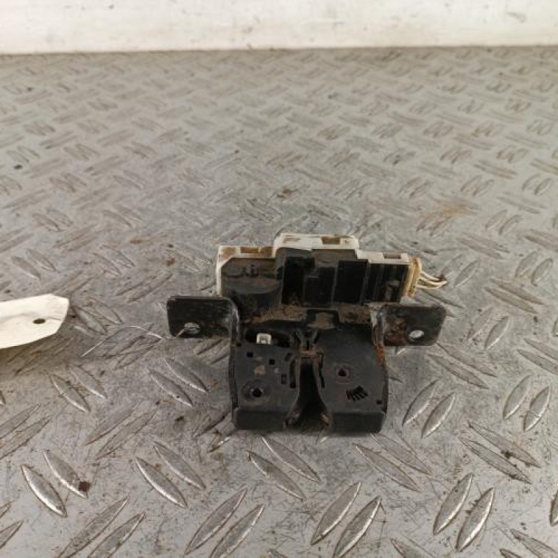 Serrure de hayon RENAULT SCENIC 2