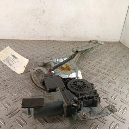Leve vitre electrique avant gauche OPEL CORSA B Photo n°1