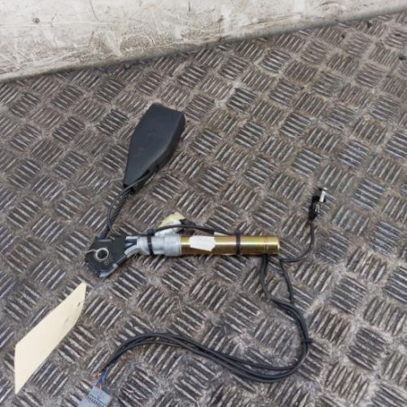 Attache ceinture avant gauche RENAULT CLIO 2 Photo n°1