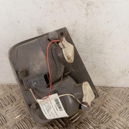 Feu de pare choc arriere gauche OPEL VIVARO 1