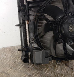 Radiateur eau CITROEN C4 CACTUS Photo n°3