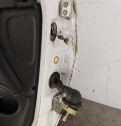 Porte avant gauche PEUGEOT 206+ Photo n°8