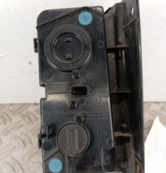 Feu de pare choc arriere droit RENAULT TRAFIC 3 COURT Photo n°3