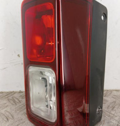 Feu de pare choc arriere gauche RENAULT TRAFIC 3 COURT Photo n°1