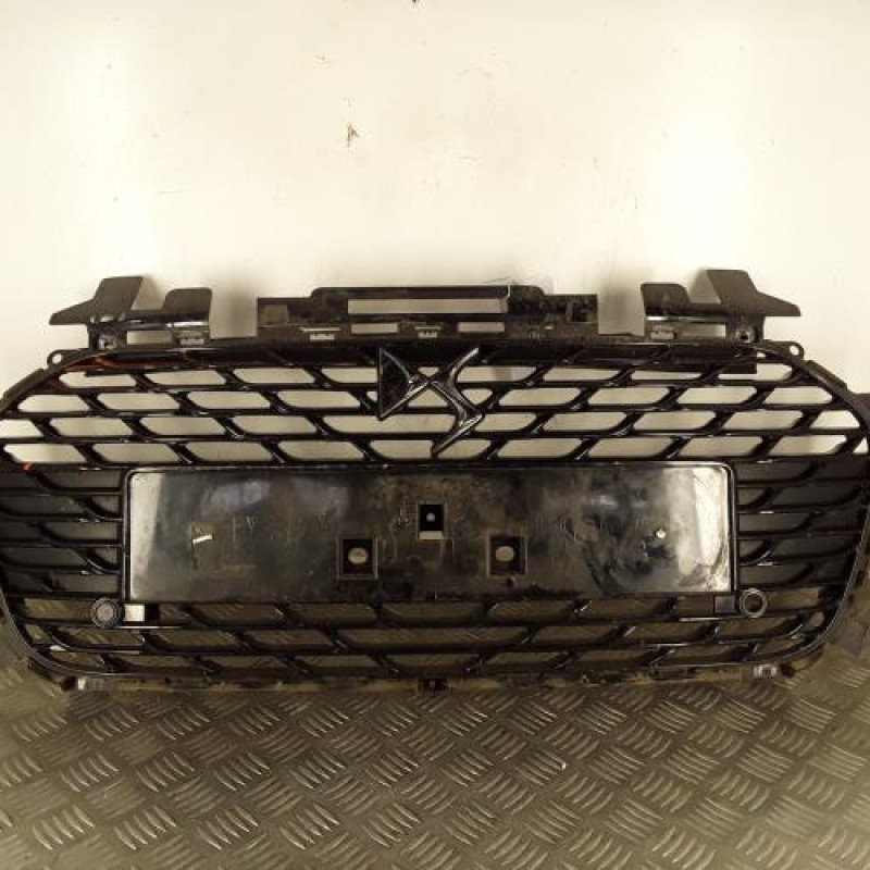 Grille de pare choc DS DS3