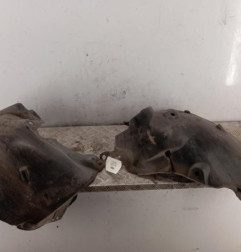 Pare boue avant droit RENAULT CLIO 3 Photo n°1