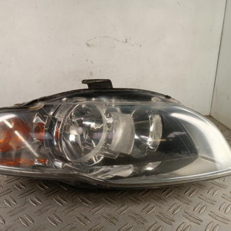Optique avant principal droit (feux)(phare) AUDI A4 2