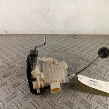 Serrure avant droit AUDI A4 2 Photo n°1