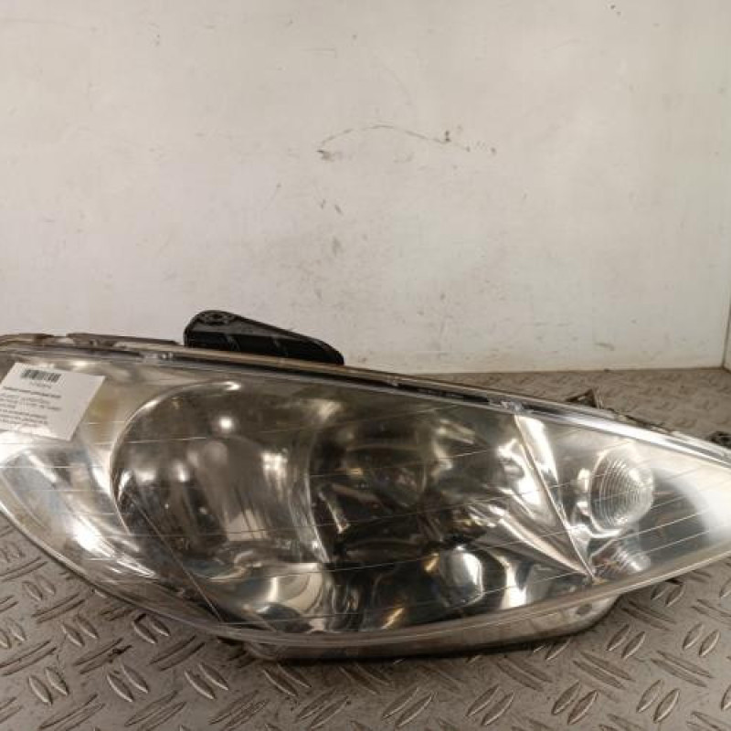 Optique avant principal droit (feux)(phare) PEUGEOT 206