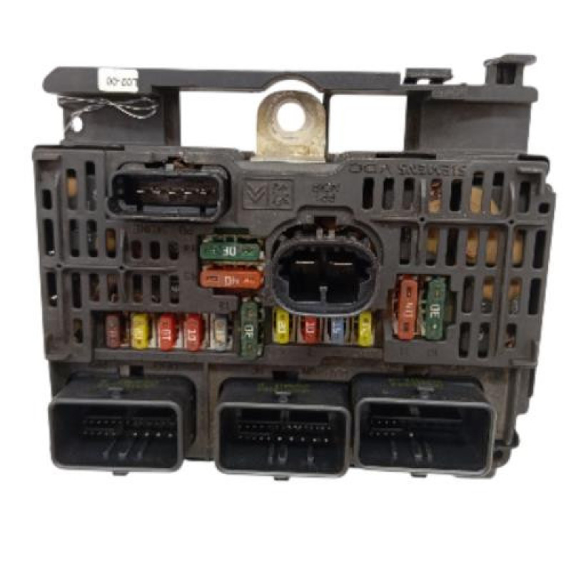 Boitier servitude moteur (BSM) PEUGEOT 407 Boitier servitude moteur (BSM) PEUGEOT 407