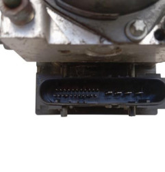 Bloc ABS (freins anti-blocage) TOYOTA AYGO 1 Photo n°3