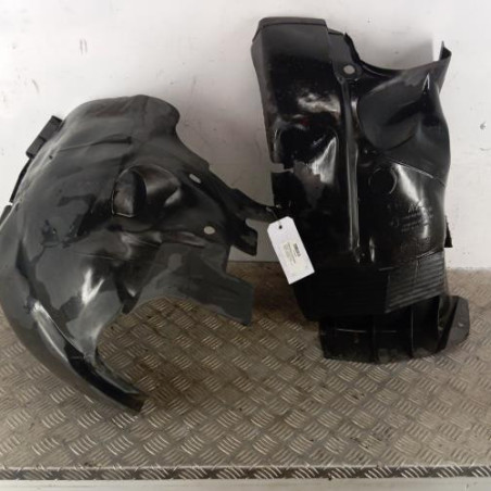 Pare boue avant droit RENAULT SCENIC 1 Photo n°1