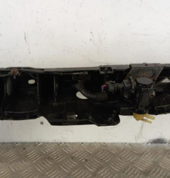 Face avant OPEL CORSA D Photo n°8