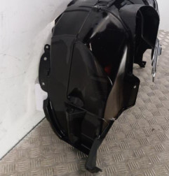Pare boue arriere gauche SUZUKI SWIFT 5