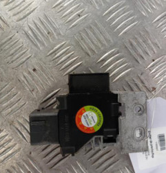 Boitier de prechauffage RENAULT CLIO 5 Photo n°3