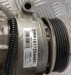 Compresseur clim CITROEN C4 CACTUS Photo n°3