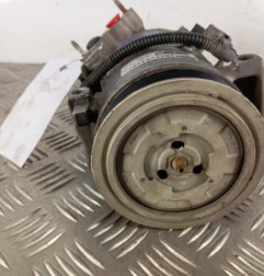 Compresseur clim CITROEN C4 CACTUS Photo n°4
