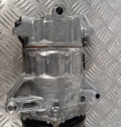 Compresseur clim RENAULT CLIO 5