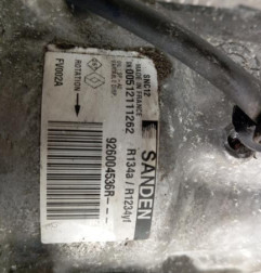 Compresseur clim RENAULT CLIO 5 Photo n°4
