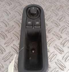 Interrupteur de leve vitre avant gauche RENAULT CLIO 3 Photo n°1