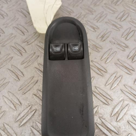 Interrupteur de leve vitre avant gauche DACIA DUSTER 1 Photo n°1