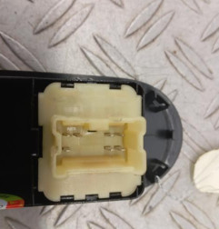 Interrupteur de leve vitre avant gauche DACIA DUSTER 1 Photo n°3