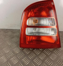 Feu arriere principal gauche (feux) SKODA OCTAVIA 1 Photo n°1