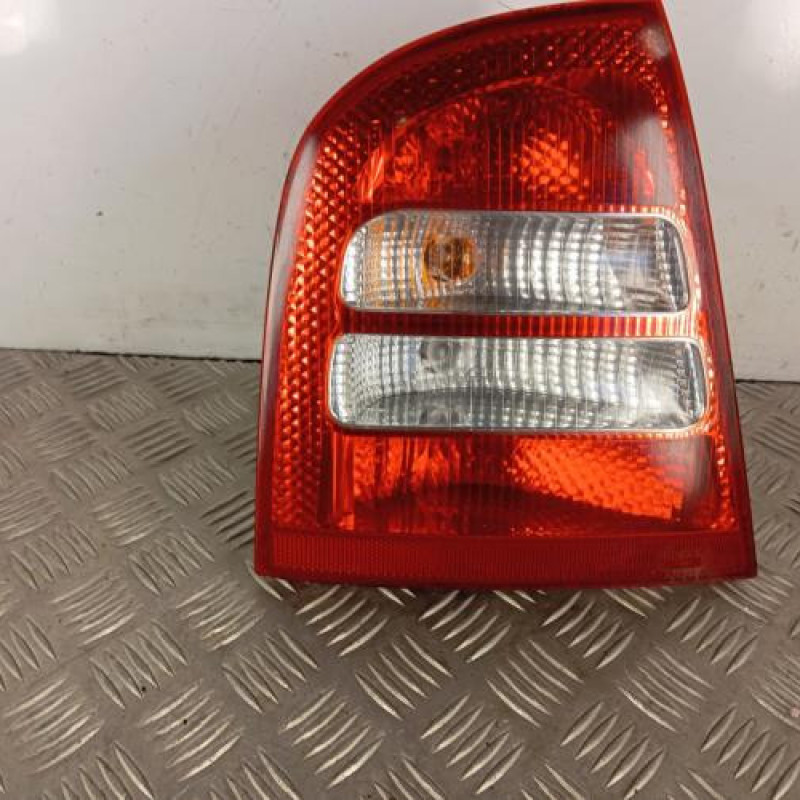 Feu arriere principal gauche (feux) SKODA OCTAVIA 1