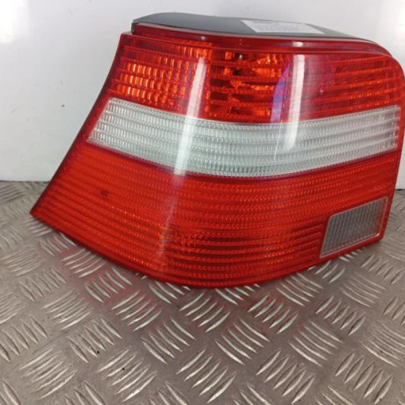 Feu arriere principal droit (feux) VOLKSWAGEN GOLF 4