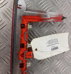 Feu arriere stop central PEUGEOT 308 1 SW Photo n°4