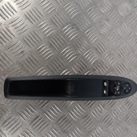 Interrupteur de leve vitre avant gauche DS DS3 Photo n°1