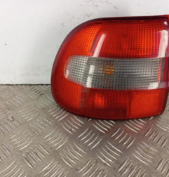 Feu arriere principal gauche (feux) VOLVO V 40 1 Photo n°1