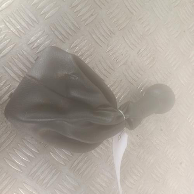 Pommeau de vitesses PEUGEOT 207