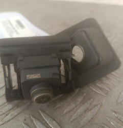 Camera de recul PEUGEOT 308 2 SW Photo n°1