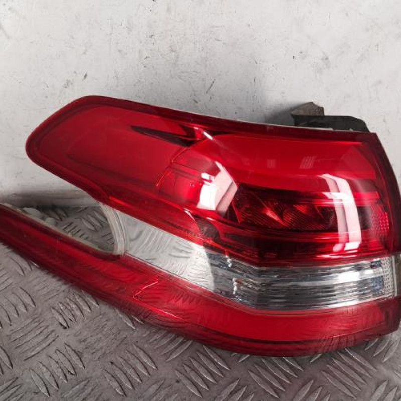 Feu arriere principal gauche (feux) PEUGEOT 308 2 SW Feu arriere principal gauche (feux) PEUGEOT 308 2 SW