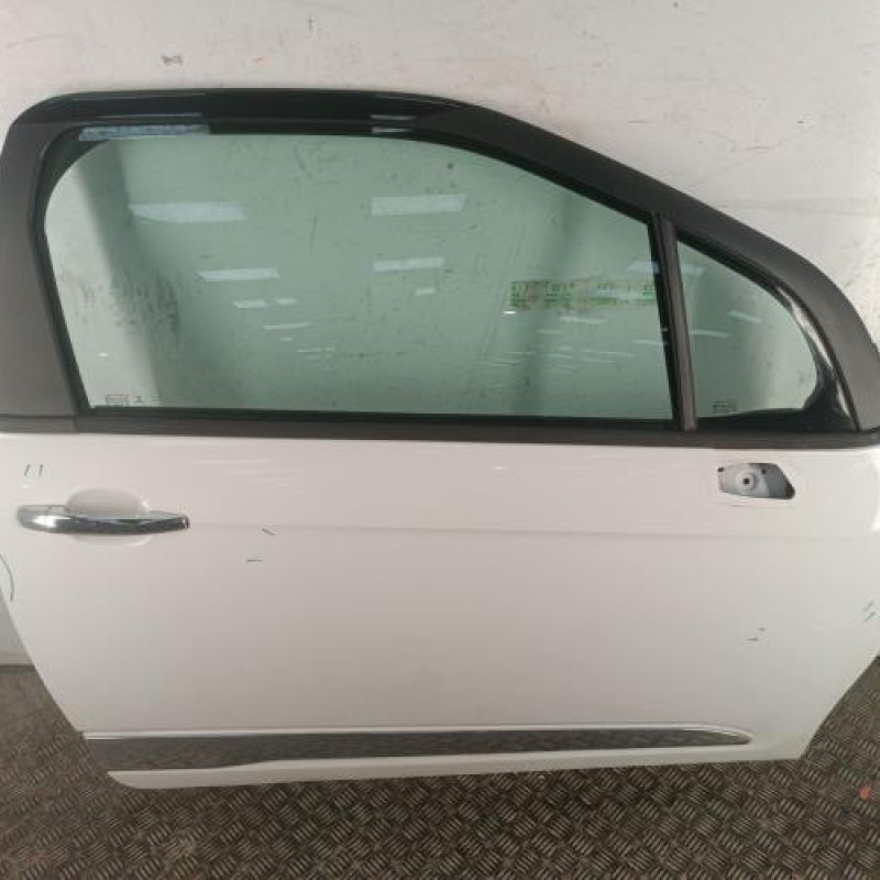 Porte avant droit DS DS3