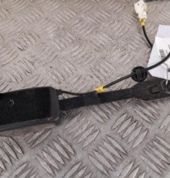 Attache ceinture avant gauche PEUGEOT 407