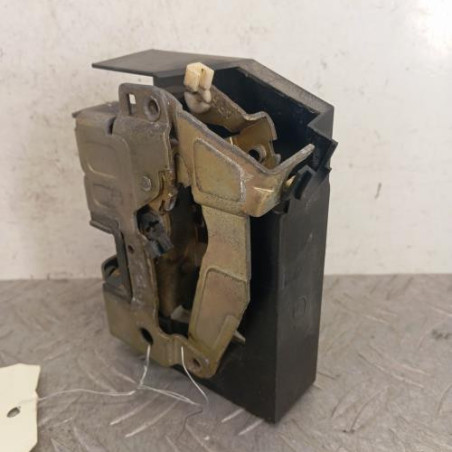 Serrure arriere gauche RENAULT MEGANE 1