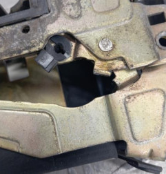 Serrure arriere gauche RENAULT MEGANE 1 Photo n°3