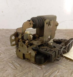 Serrure avant droit RENAULT MEGANE 1