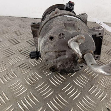 Compresseur clim RENAULT LAGUNA 2 Photo n°1