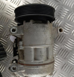 Compresseur clim PEUGEOT 308 2 SW Photo n°3