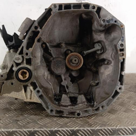 Boite de vitesses RENAULT CLIO 4 Photo n°1