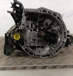 Boite de vitesses PEUGEOT 208 1 Photo n°1