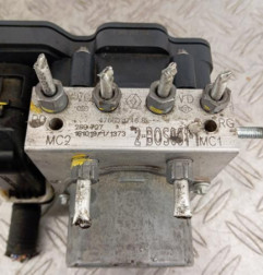 Bloc ABS (freins anti-blocage) DACIA DUSTER 1 Photo n°3