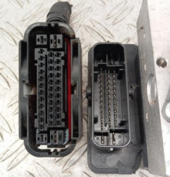 Bloc ABS (freins anti-blocage) DACIA DUSTER 1 Photo n°4