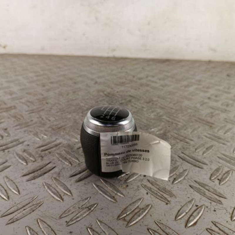 Pommeau de vitesses RENAULT TRAFIC 3 COURT